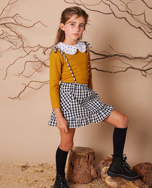 Imagen 0 de Falda de niña en vichy blanco y negro con tirantes