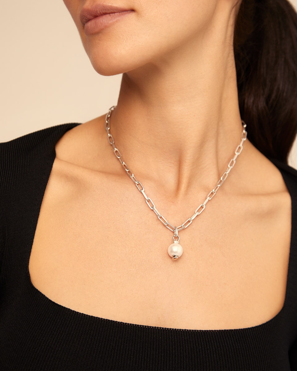 Charm bañado en plata de ley con perla blanca - UNO de 50 - Plata Plata-3