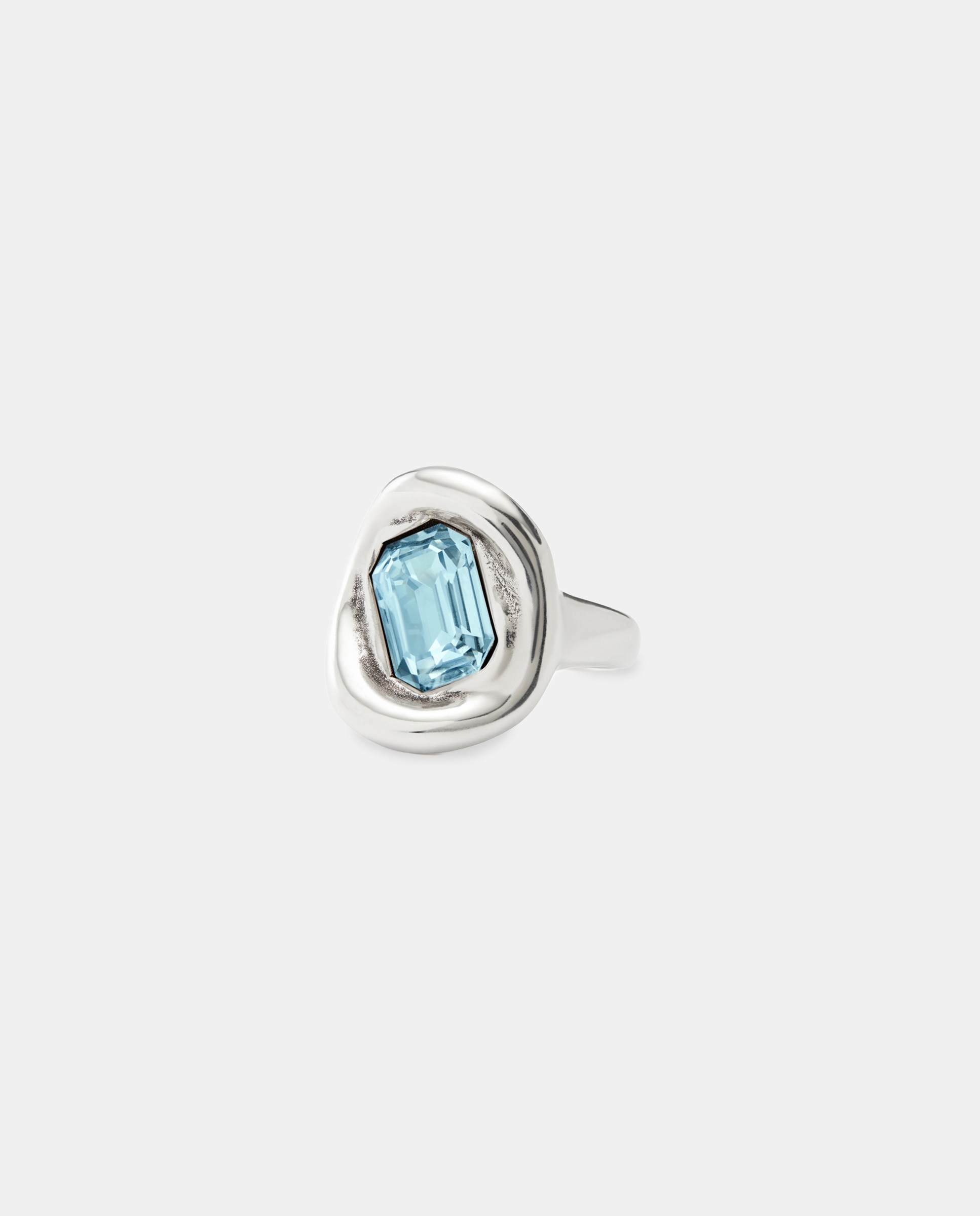 Imagen 0 de Anillo bañado en plata con cristal facetado azul Plata
