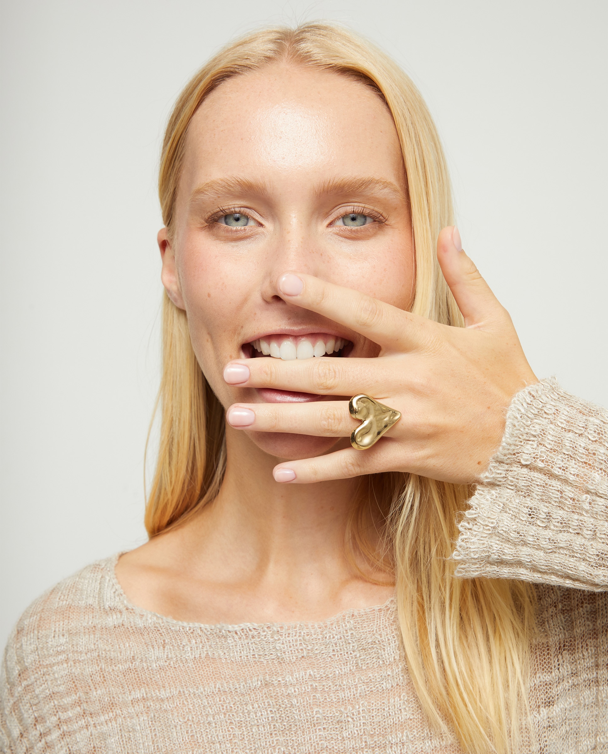 Anillo bañado en 18k con forma de corazón - UNO de 50 - Oro Oro-6