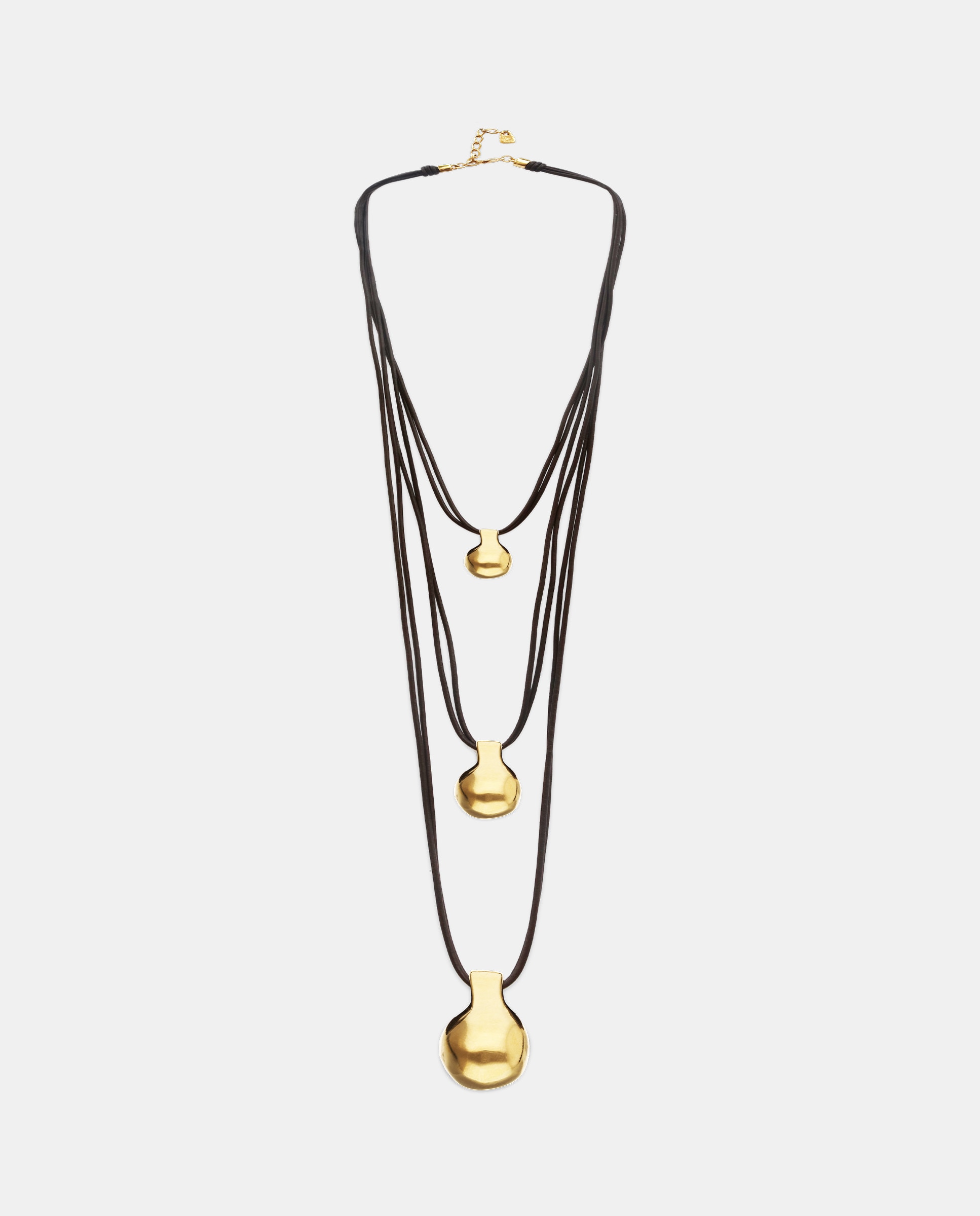Imagen 0 de Collar triple de cuero con tres esferas bañadas en oro 18k Oro