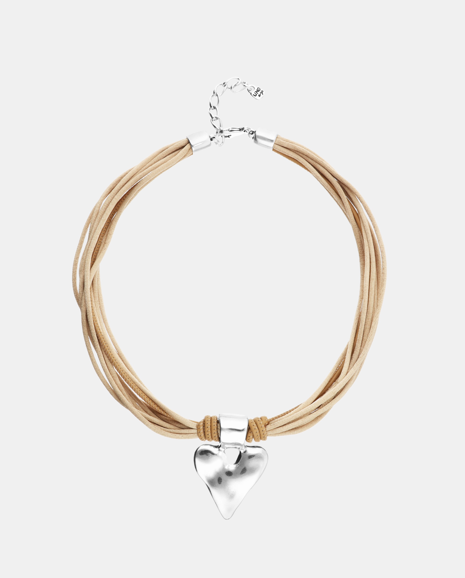 Collar mezcla de hilo de seda con cuero y detalle de corazón en plata de ley - UNO de 50 - Plata Plata-1