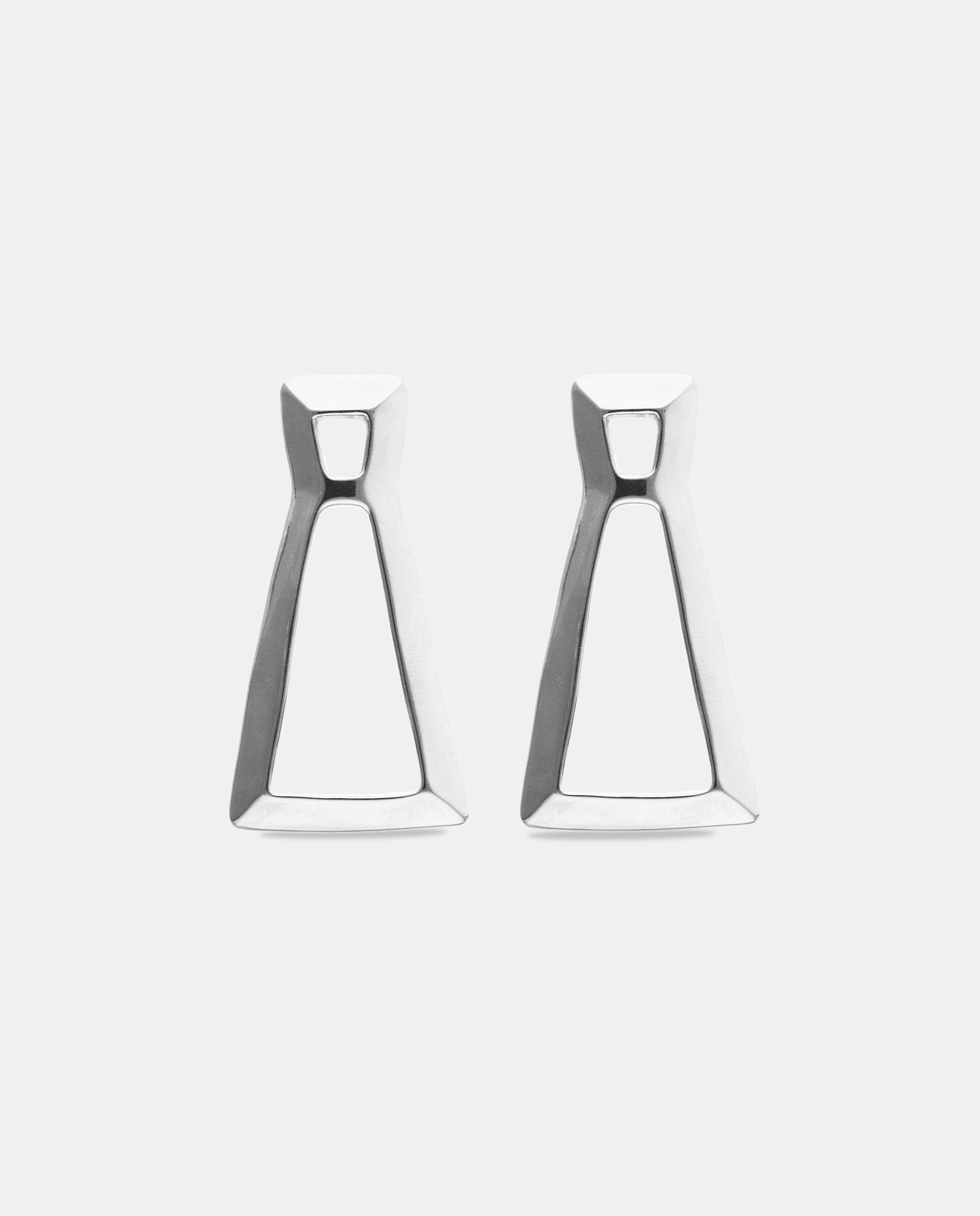 Pendientes en forma de triángulo bañados en de ley - UNO de 50 - Plata Plata-3