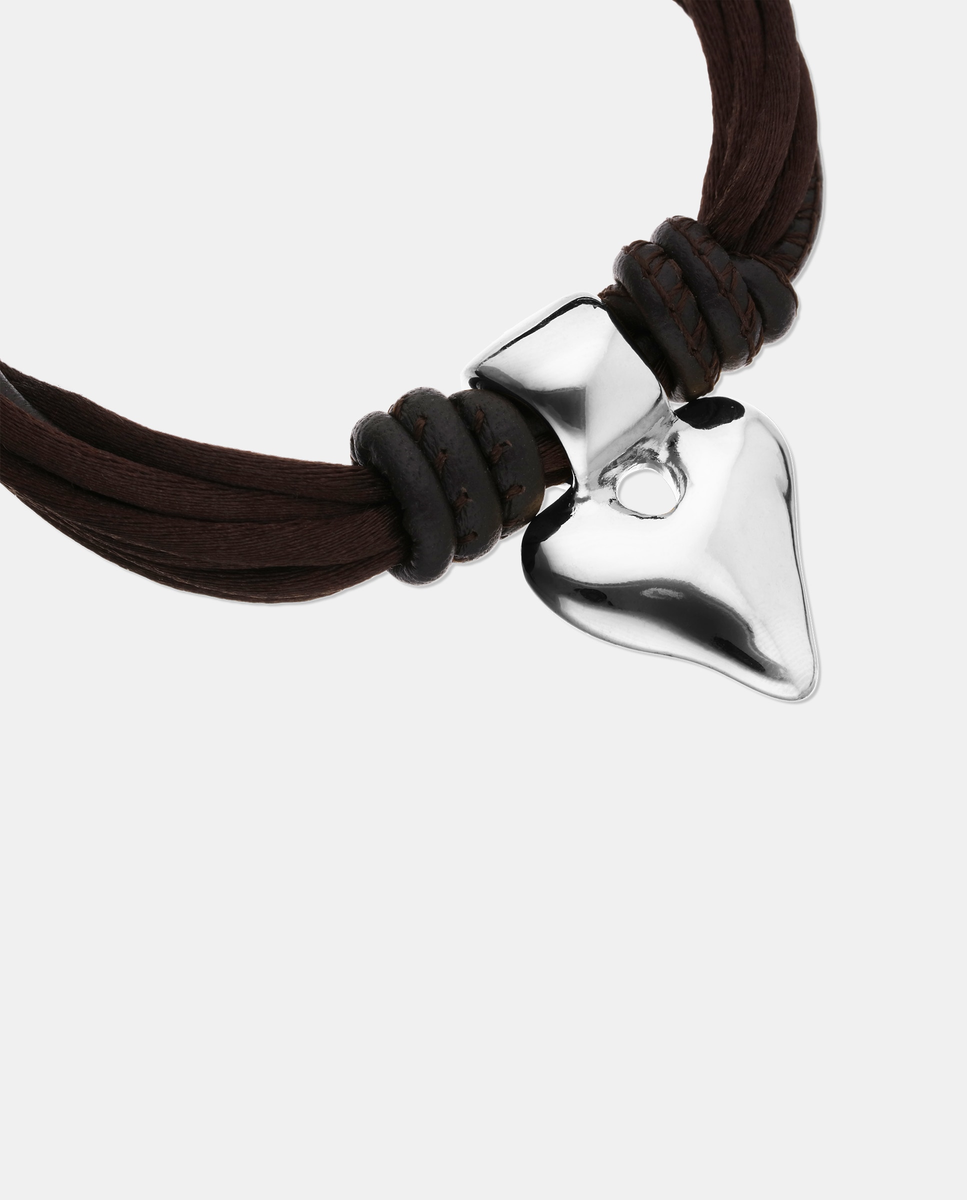Pulsera mezcla de hilo efecto seda con cuero y detalle de corazón - UNO de 50 - Plata Plata-4
