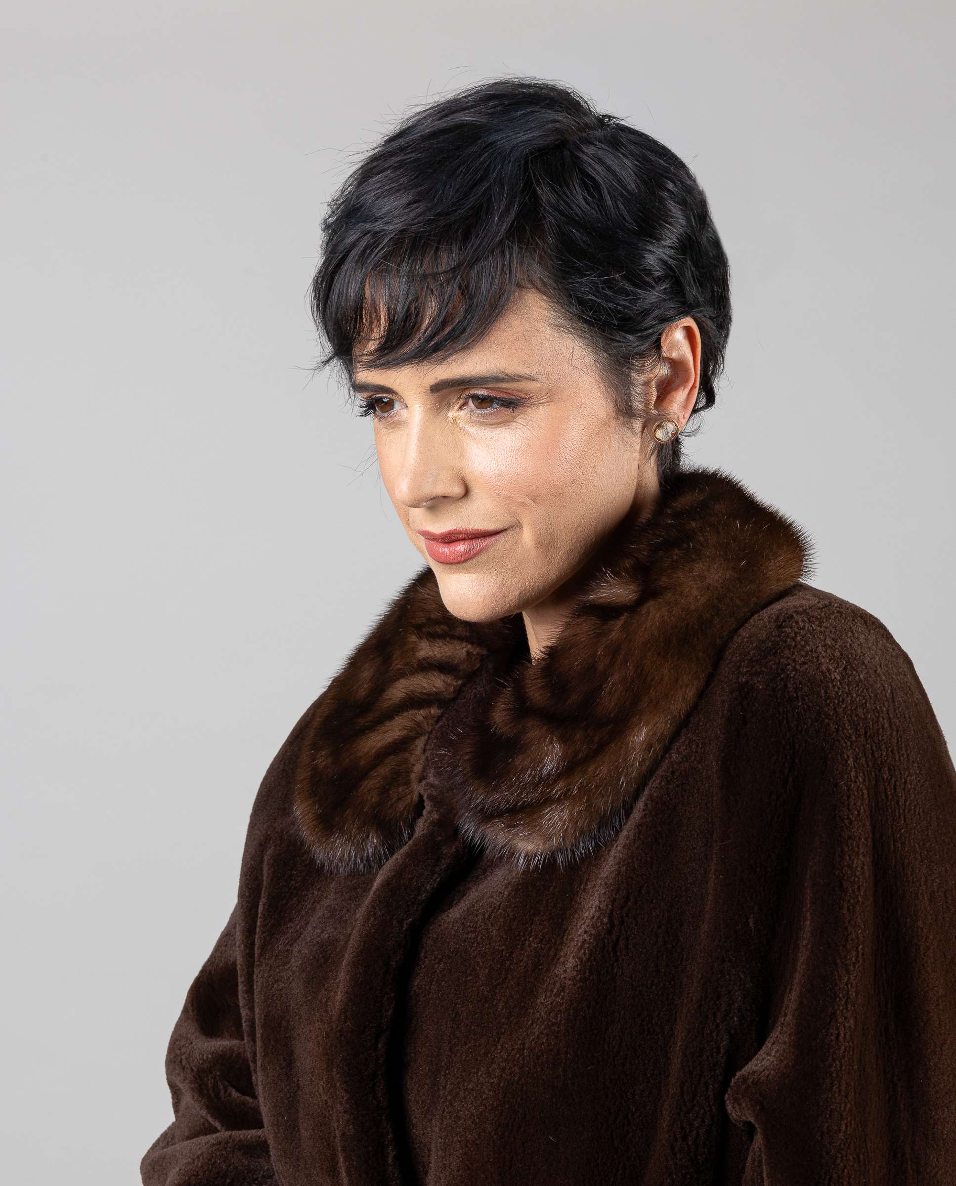 Chaqueta de mujer de pelo de visón rasado con bolsillos horizontales - De la Roca - Marrón Marrón-3