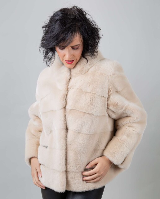 Imagen 0 de Chaqueta de pelo de mujer de visón con cuatro cremalleras