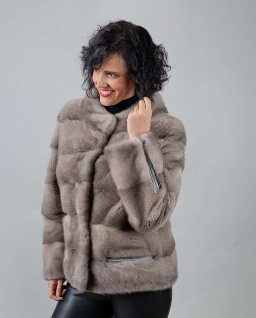 Imagen 0 de Chaqueta de pelo de mujer de visón con cuatro cremalleras