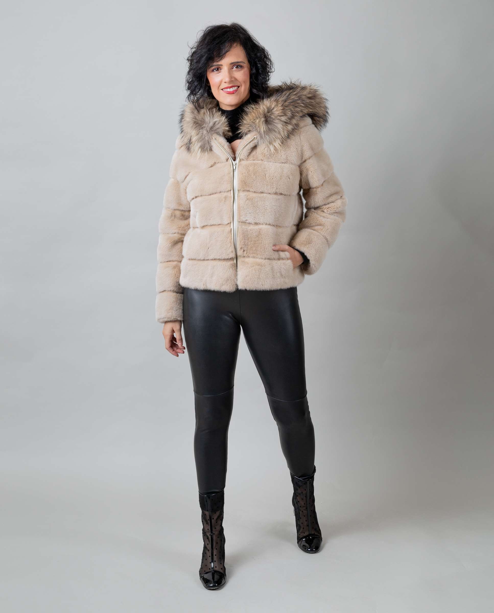 Chaqueta de pelo de mujer de visón con capucha - De la Roca - Beige Beige-4