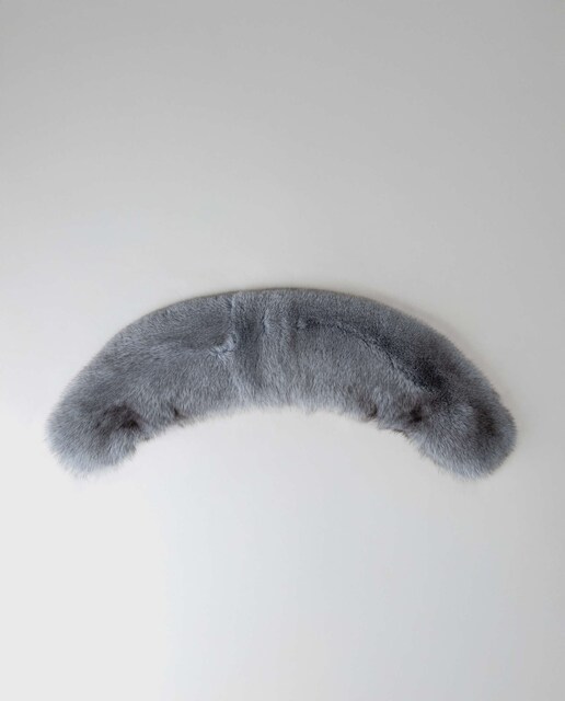 Imagen 0 de Estola de pelo de zorro en color plata
