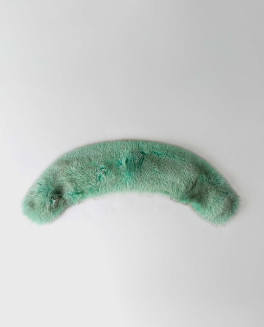 Imagen 0 de Estola de pelo de zorro en color verde claro