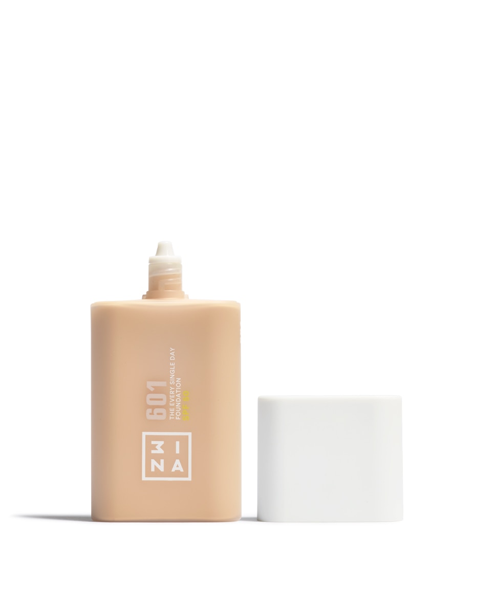 Imagen 1 de Base de maquillaje The Every Single Day Foundation SPF50 3INA - 601 601