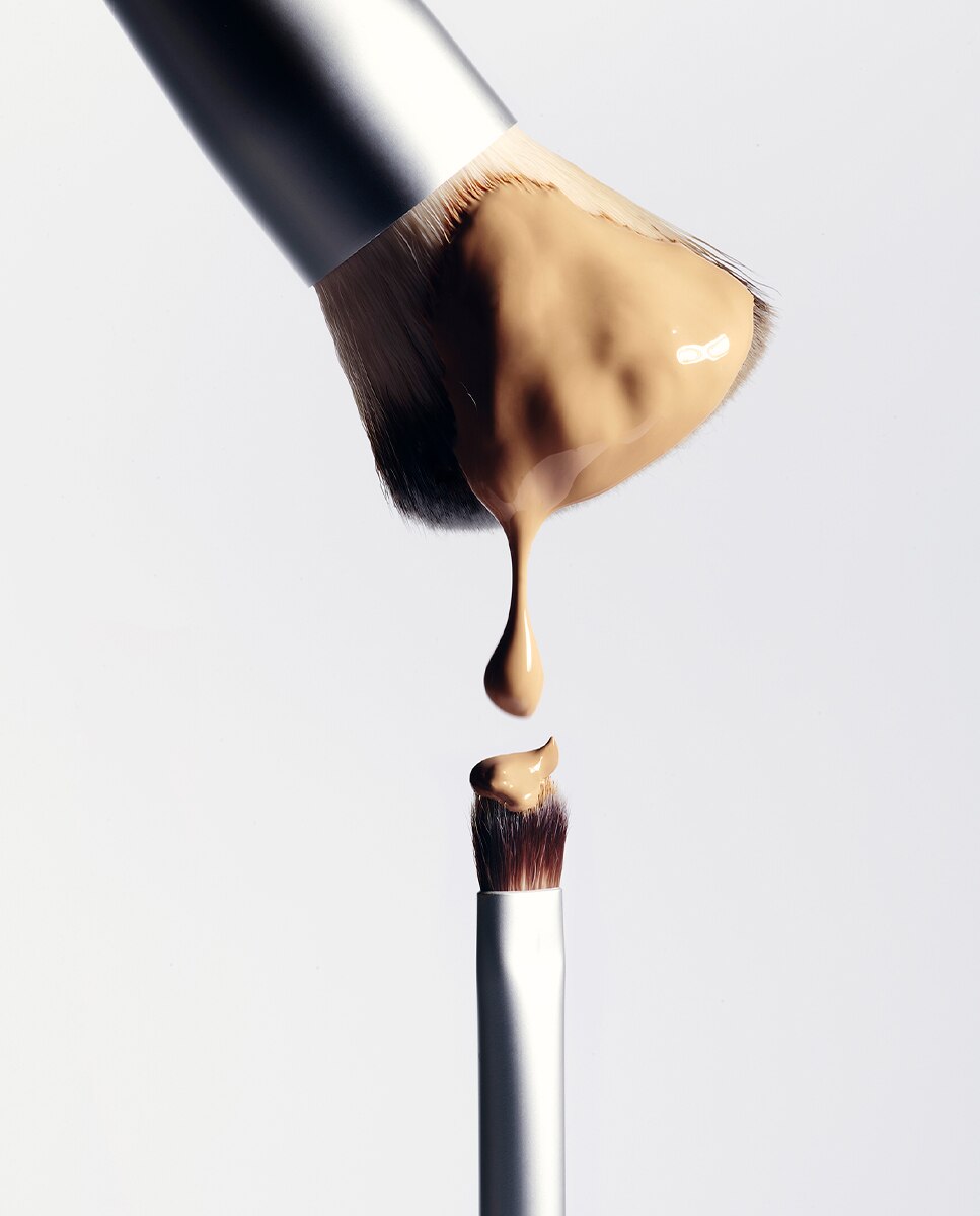 Brocha doble de maquillaje pequeña The No-Rules Small Brush 3INA - 10 gr 5