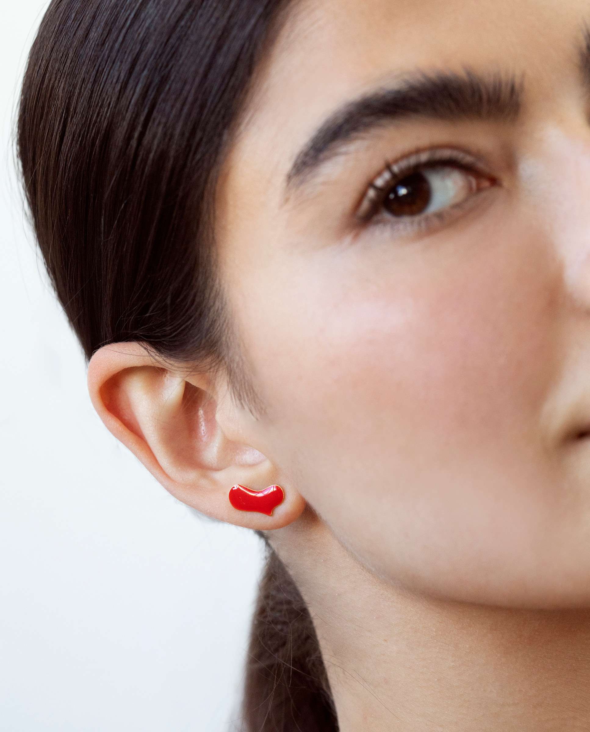 Imagen 2 de Pendientes miró jewelry bañado en oro con esmalte rojo en forma de corazón - Joidart - Rojo Rojo