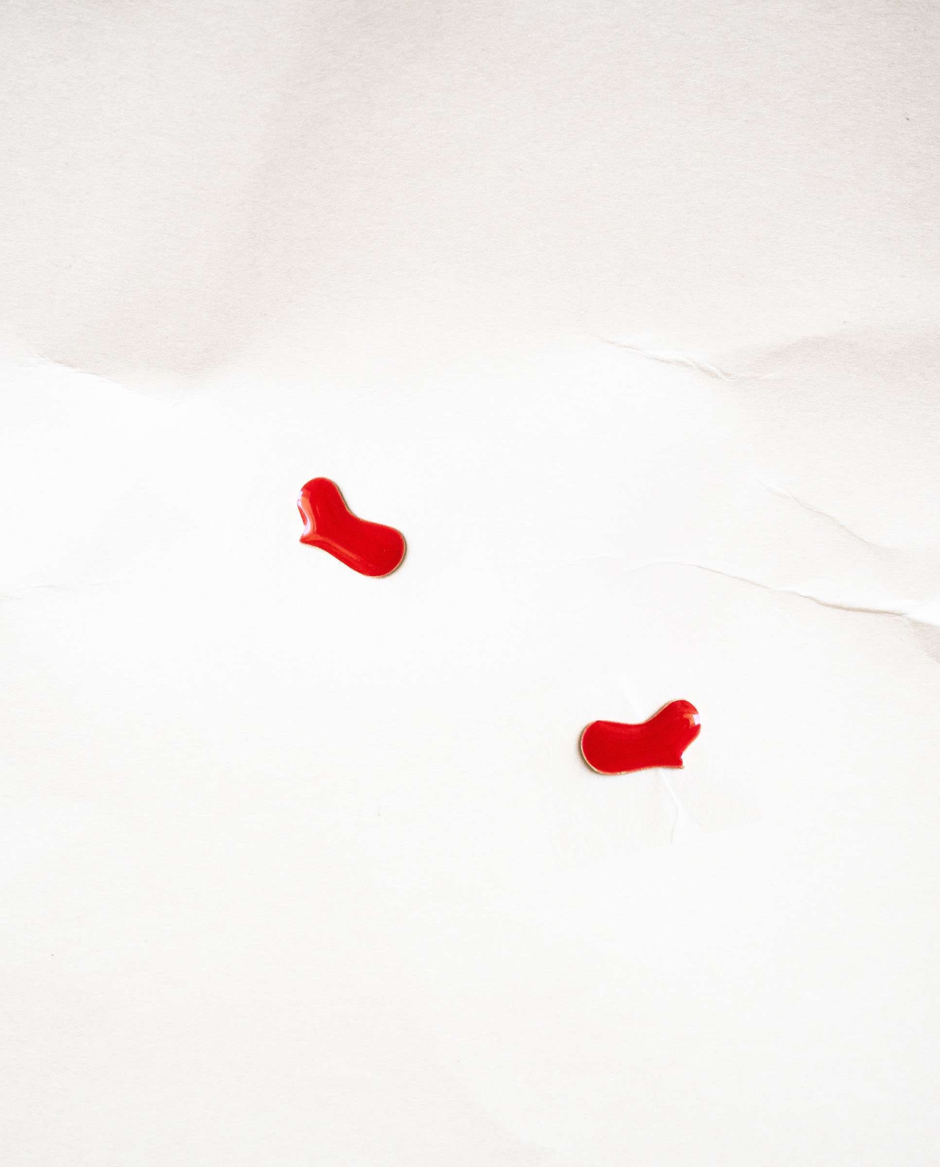 Imagen 3 de Pendientes miró jewelry bañado en oro con esmalte rojo en forma de corazón - Joidart - Rojo Rojo