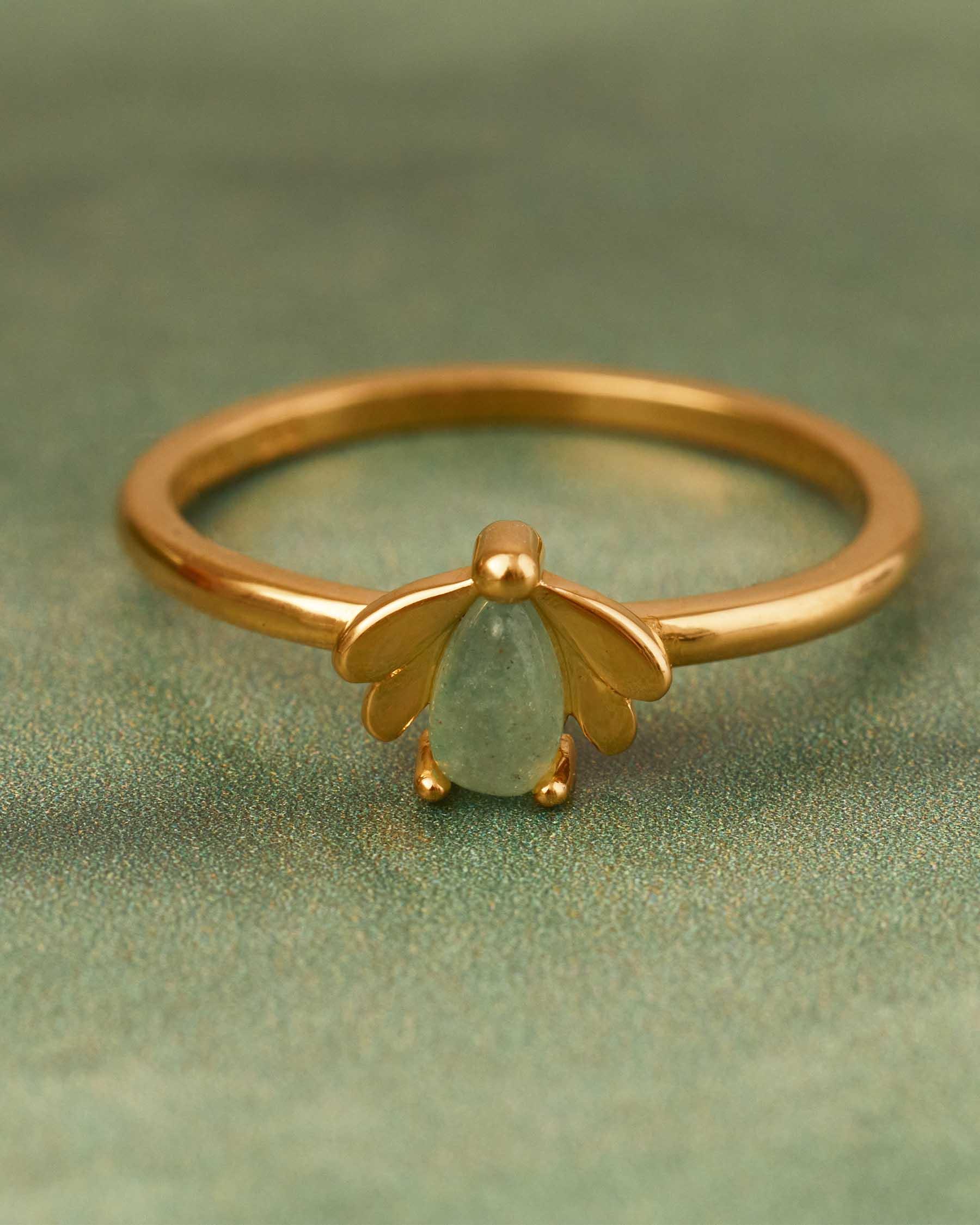 Anillo fino con detalle de luciérnaga en jade - Apodemia - Verde Verde-2