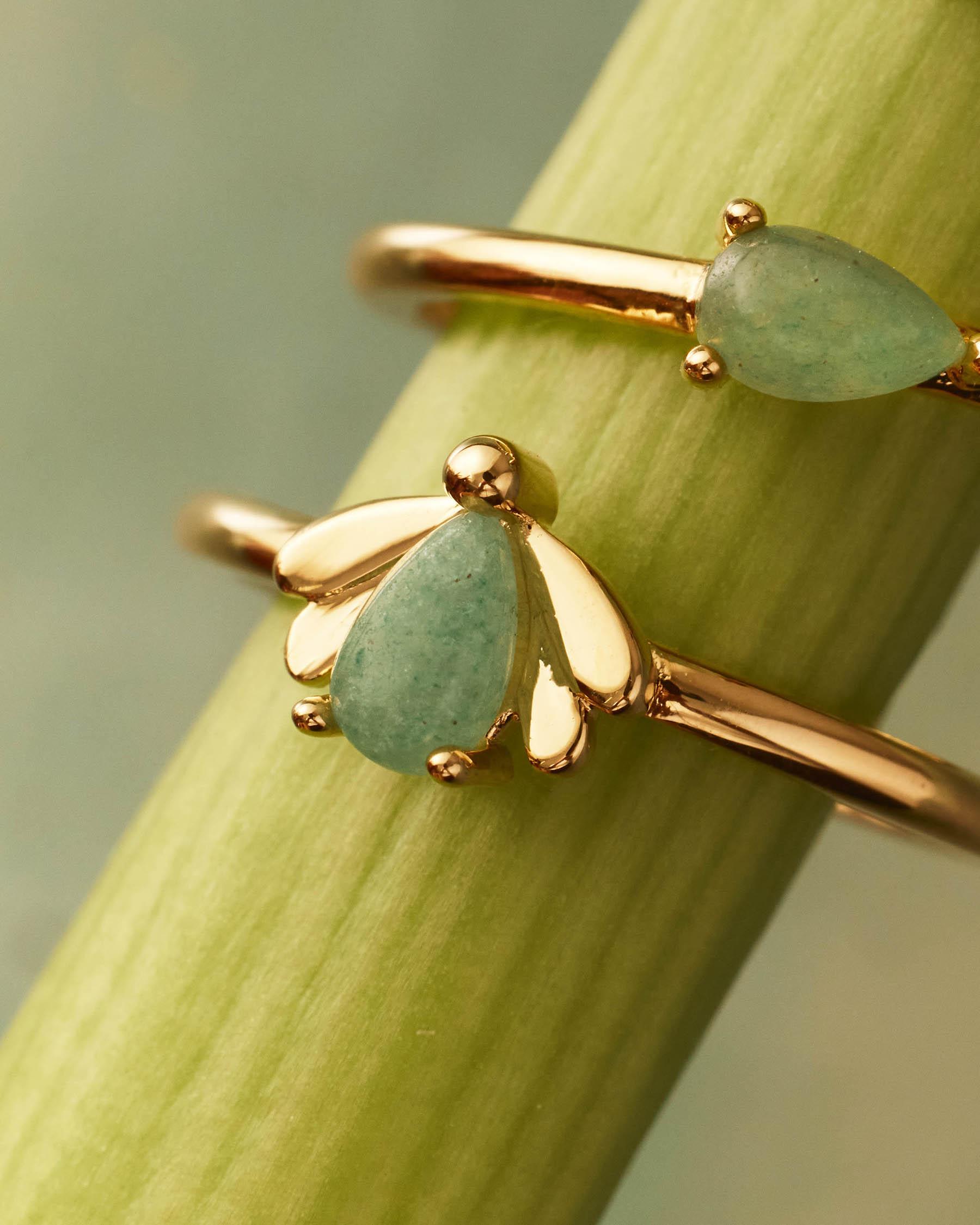 Anillo fino con detalle de luciérnaga en jade - Apodemia - Verde Verde-4
