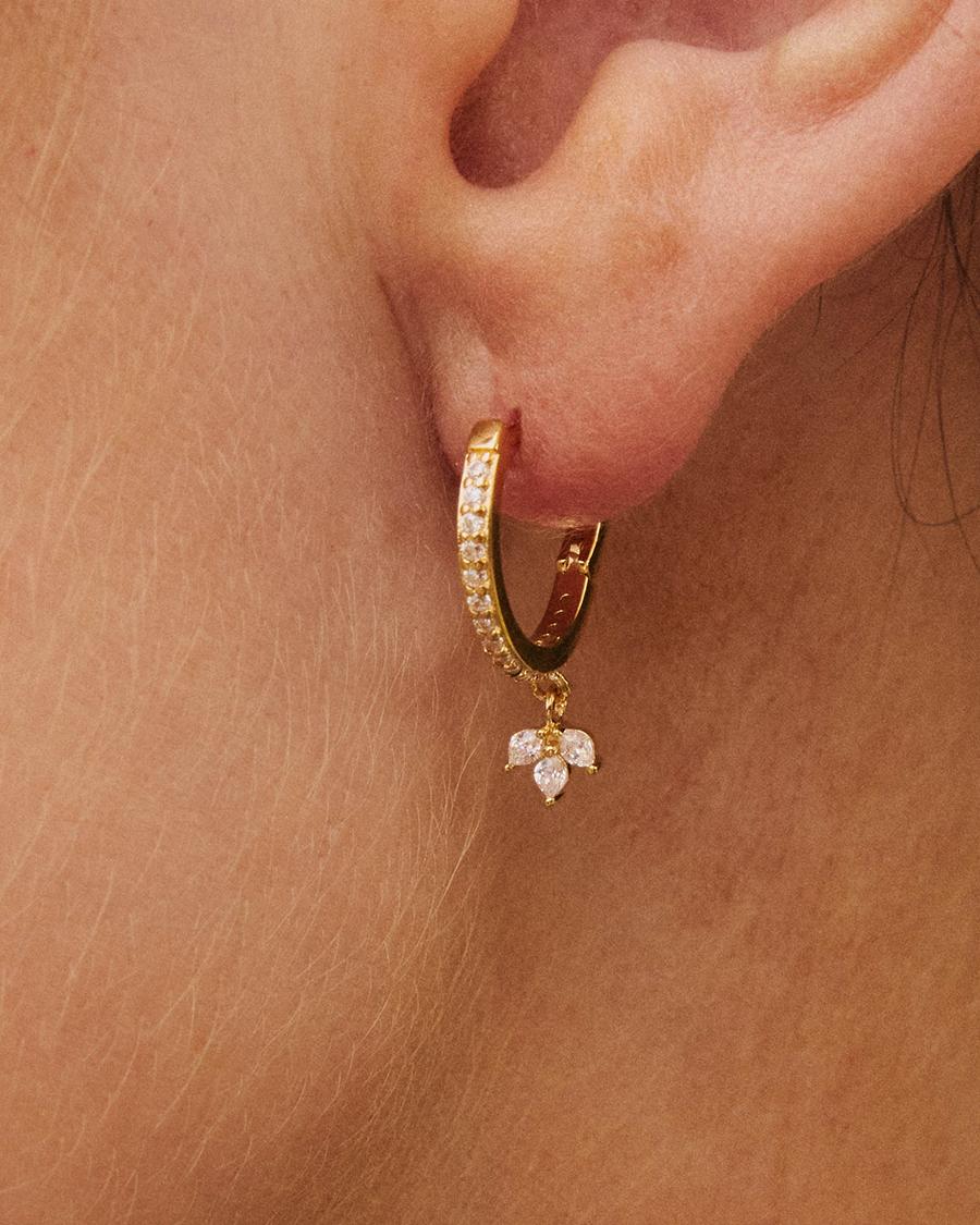 Pendientes de aro con flor de piedras colgante - Apodemia - Blanco Blanco-3