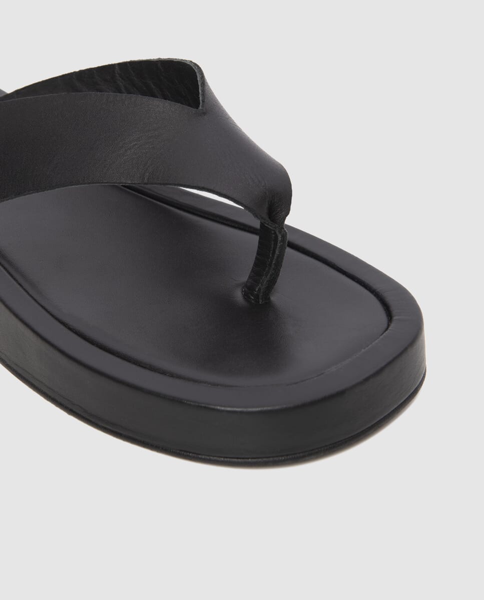 Sandalias planas negras best sale mujer el corte ingles