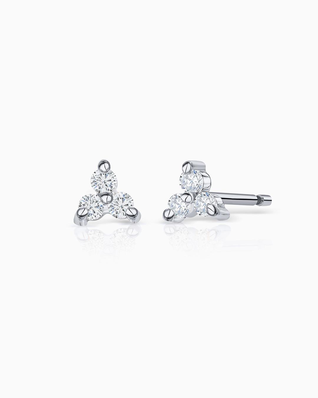 Imagen 0 de Pendientes clover mini de diamantes en oro blanco de 18 kt Blanco