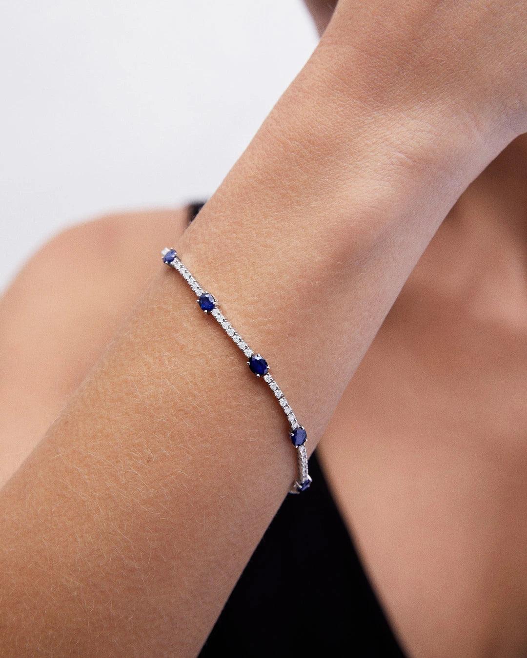 Pulsera giselle de zafiros y diamantes en oro blanco de 18 kt - MUMIT - Azul Azul-2