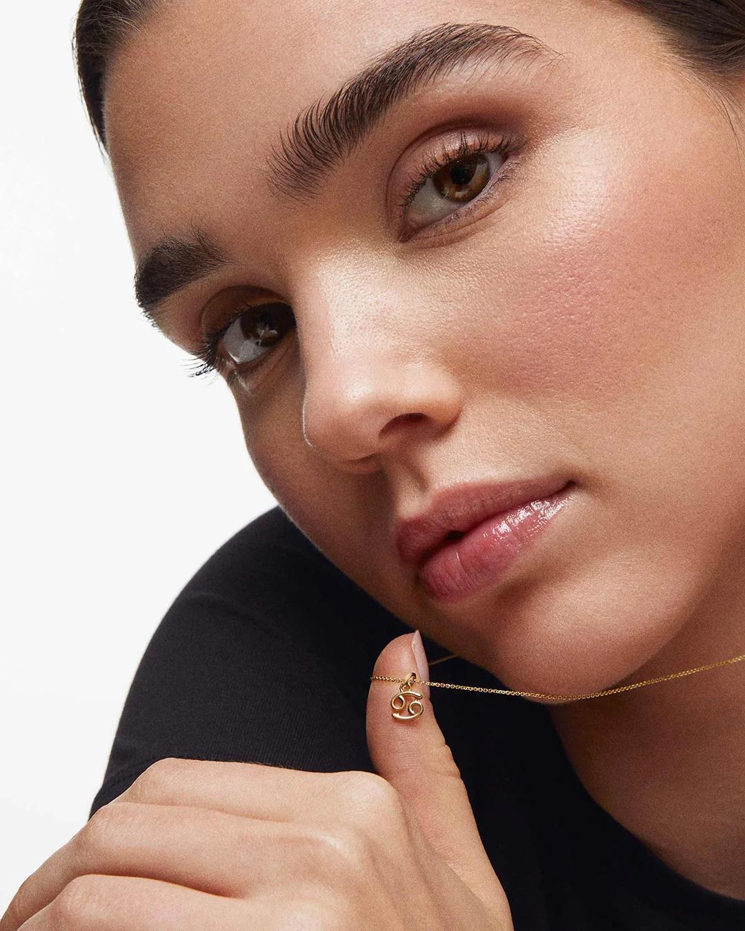 Imagen 2 de Charm colgante zodíaco cáncer s en oro amarillo de 18 kt - MUMIT - Dorado Dorado
