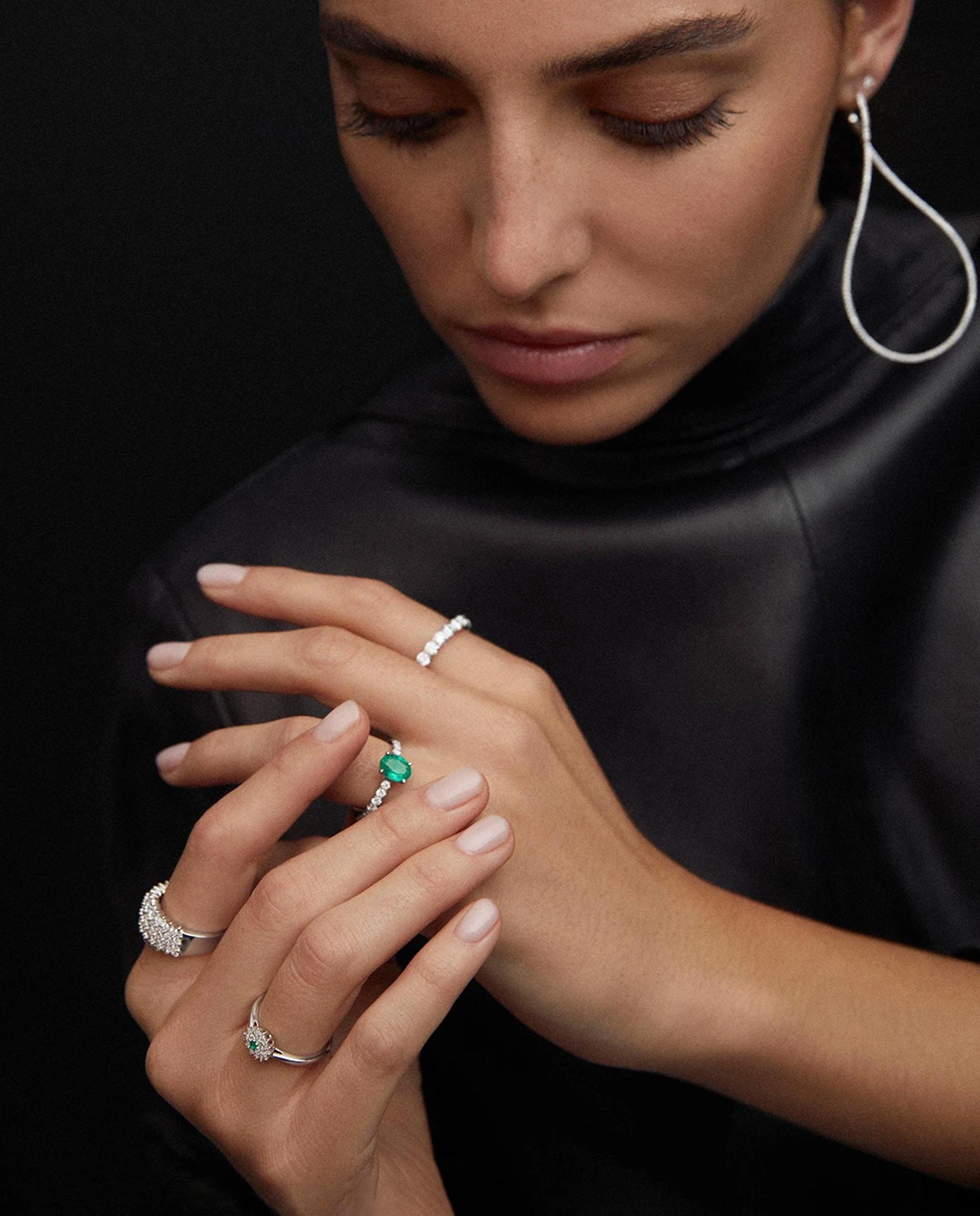Anillo ivy de y diamantes 0,50 cts. en oro blanco de 18 kt - MUMIT - Esmeralda Esmeralda-3