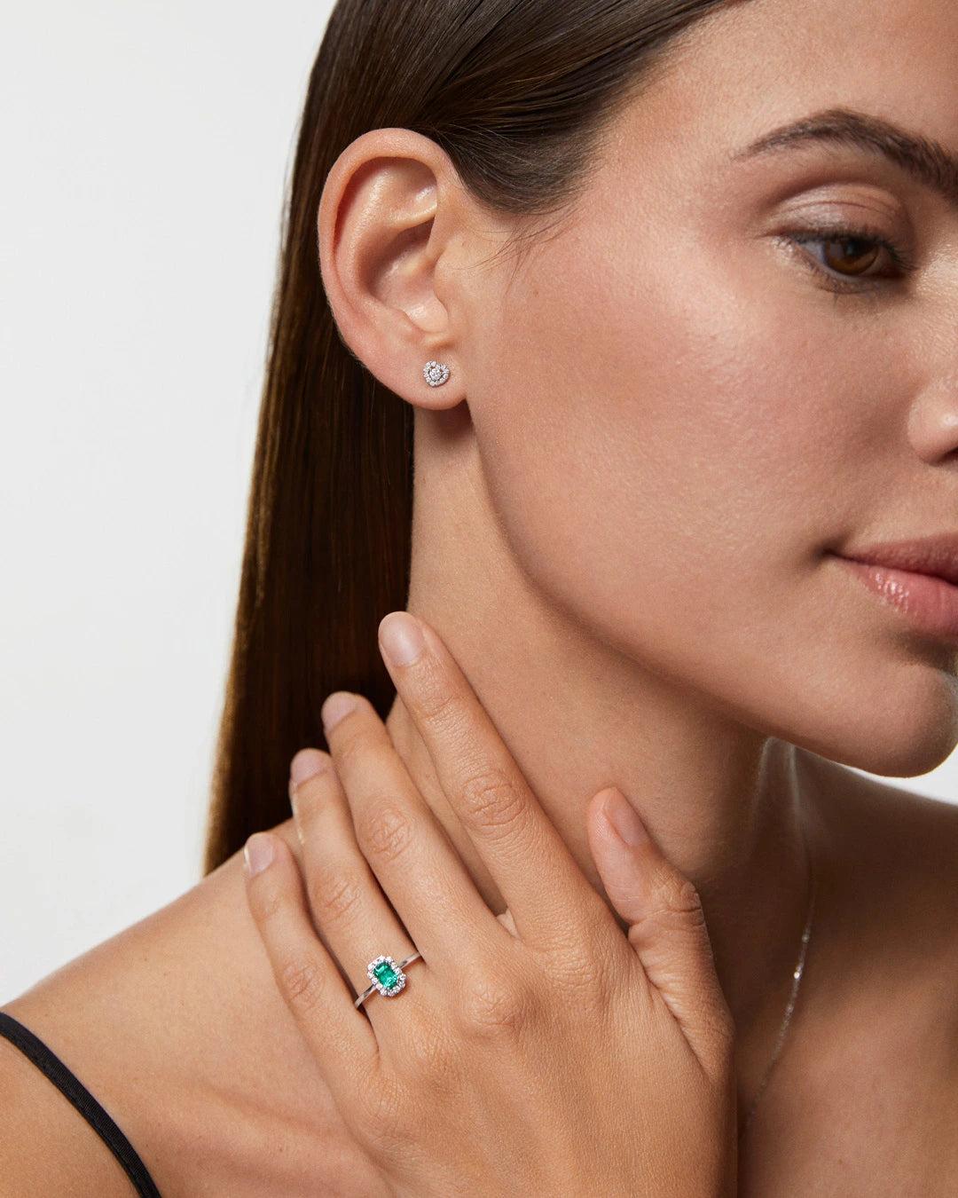 Sortija elizabeth de esmeralda y diamantes en oro blanco de 18 kt - MUMIT - Verde Verde-3