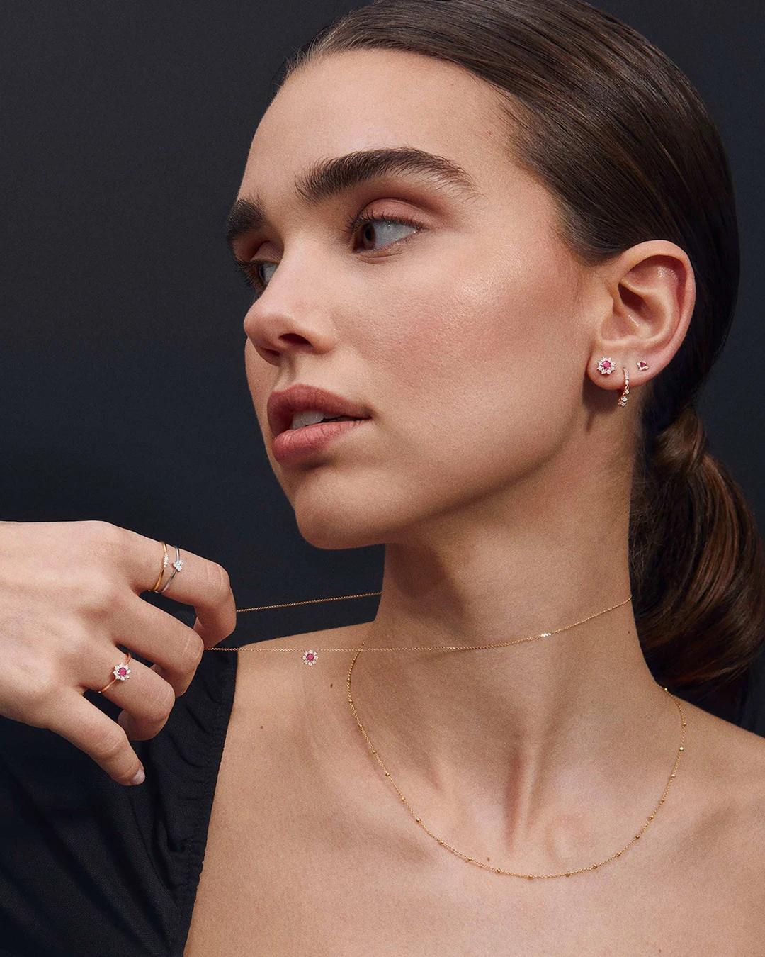 Sortija astrid de rubí y diamantes en oro rosa de 18 kt - MUMIT - Rosa Rosa-2