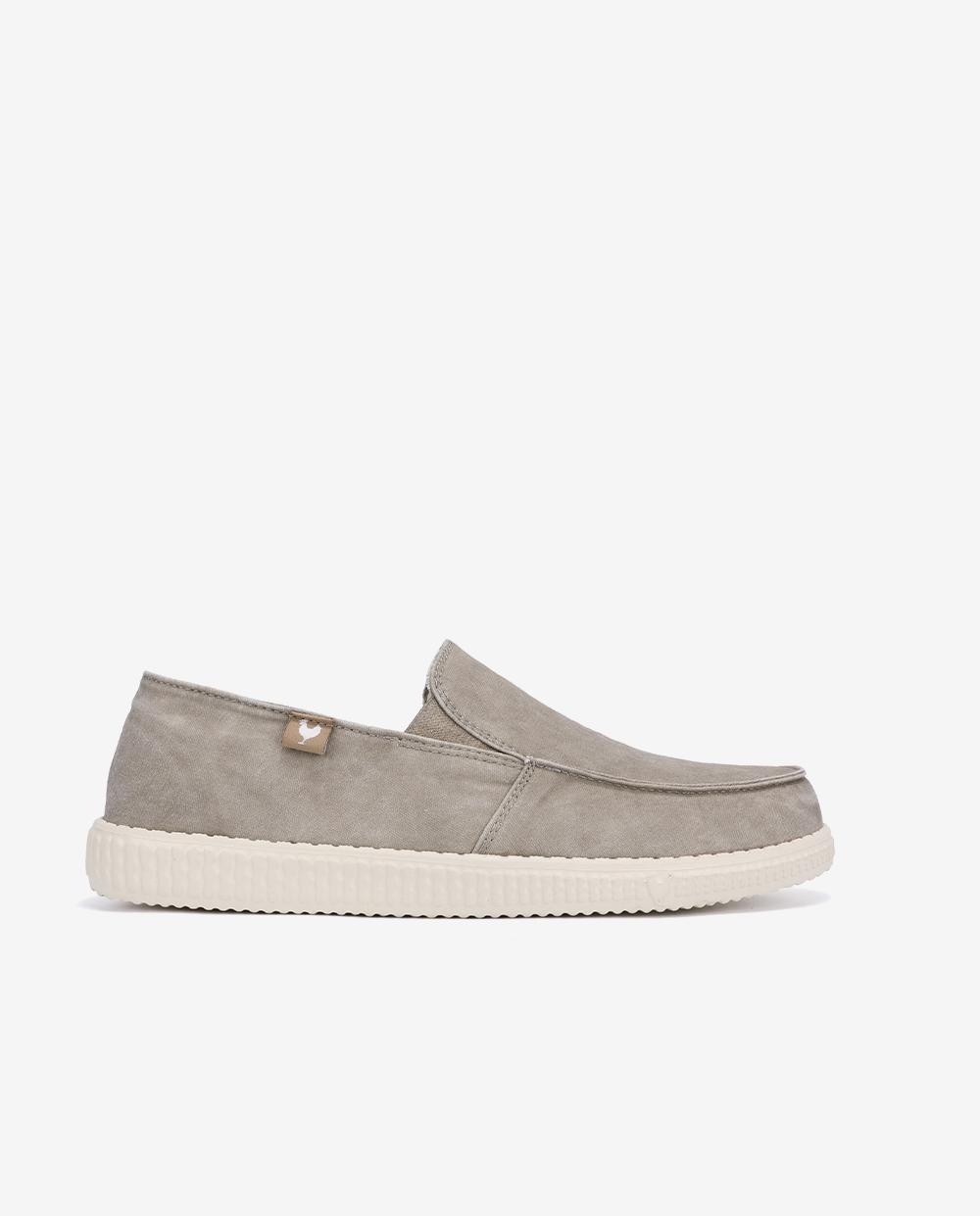 Imagen 0 de Mocasines driver de hombre  tipo slip on ultraligeros Beige