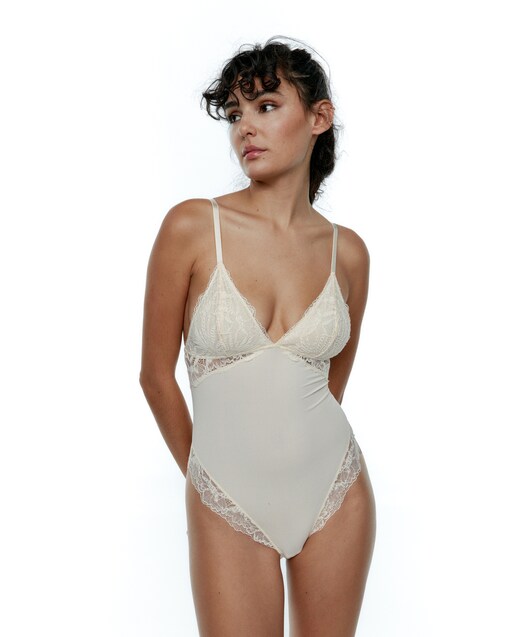 Imagen 0 de Body de mujer triangular de encaje floral y canalé