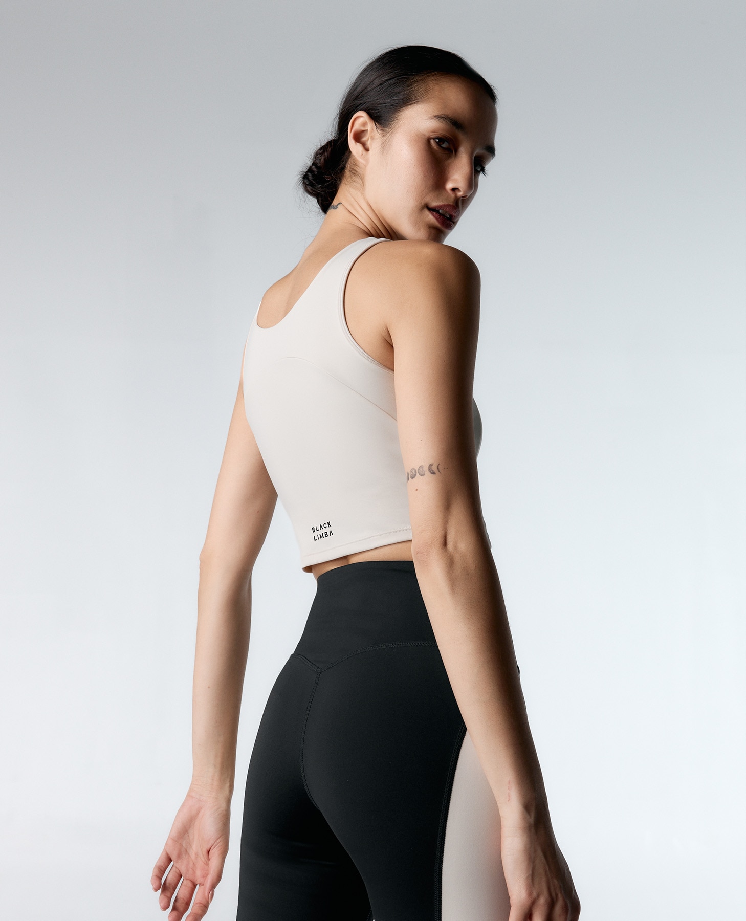 Sujetador deportivo cut out de sujeción alta - Black Limba - Crema Crema-3