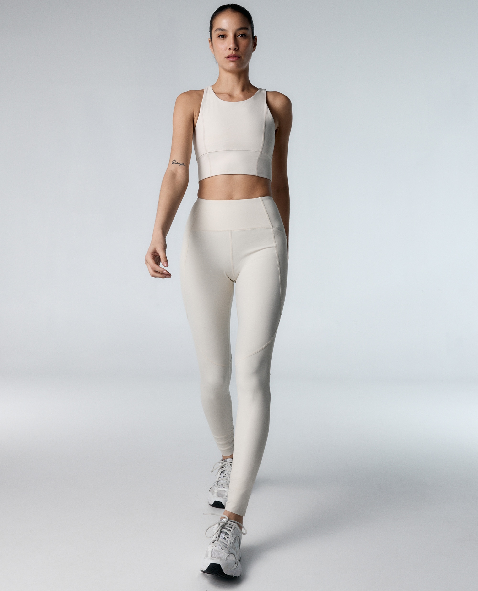 Legging deportivo de mujer recortable y compresivo - Black Limba - Crema Crema-6