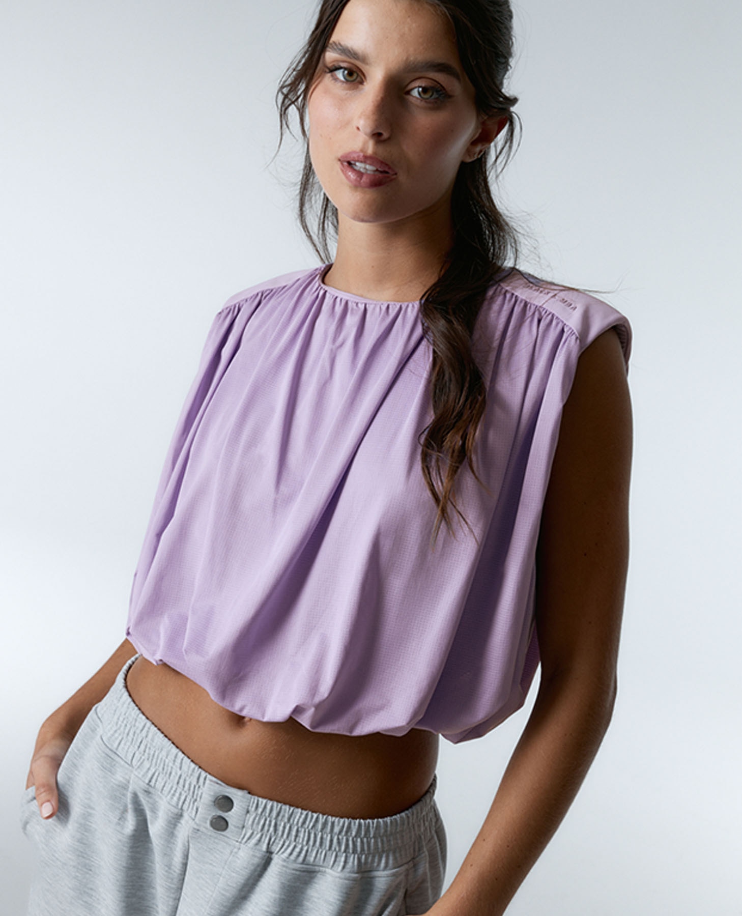 Camiseta deportiva de mujer sin mangas con hombreras - Black Limba - Lila Lila-5