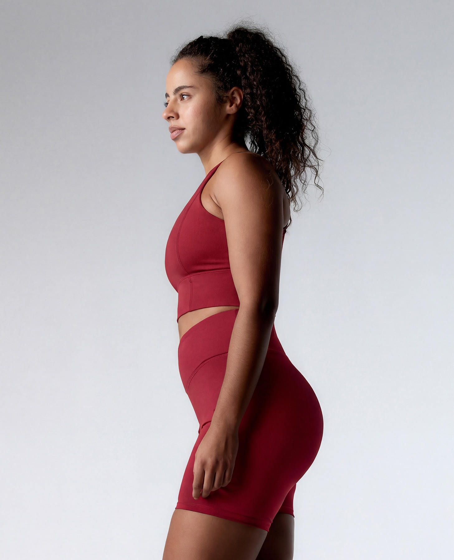 Short deportivo de mujer compresivo con cintura en v - Black Limba - Rojo cereza Rojo cereza-5