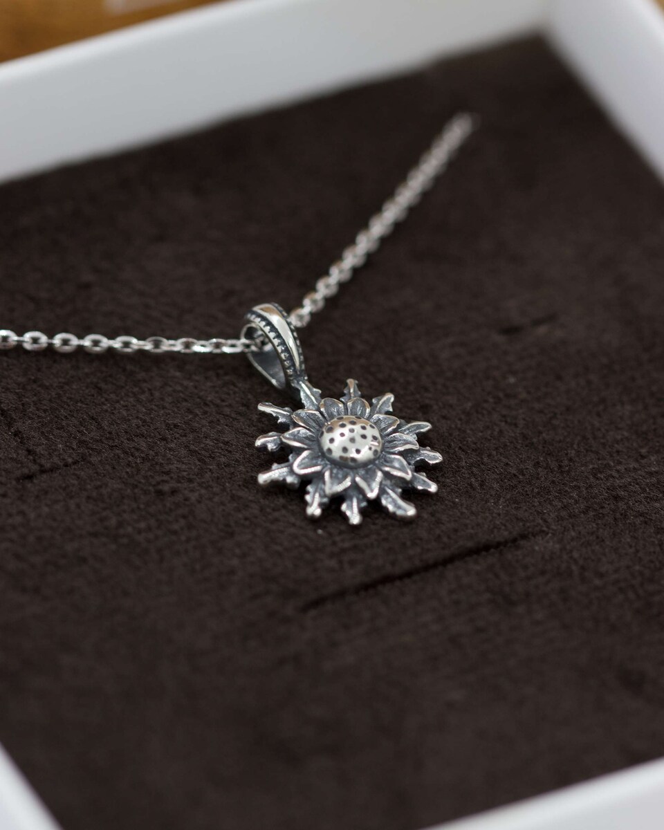 Sin Precio De Reserva - Collar Con Colgante - 18 Quilates Oro Blanco - 4.03ct. Tw. Diamante  Lab Grown Y Vs2 Ideal