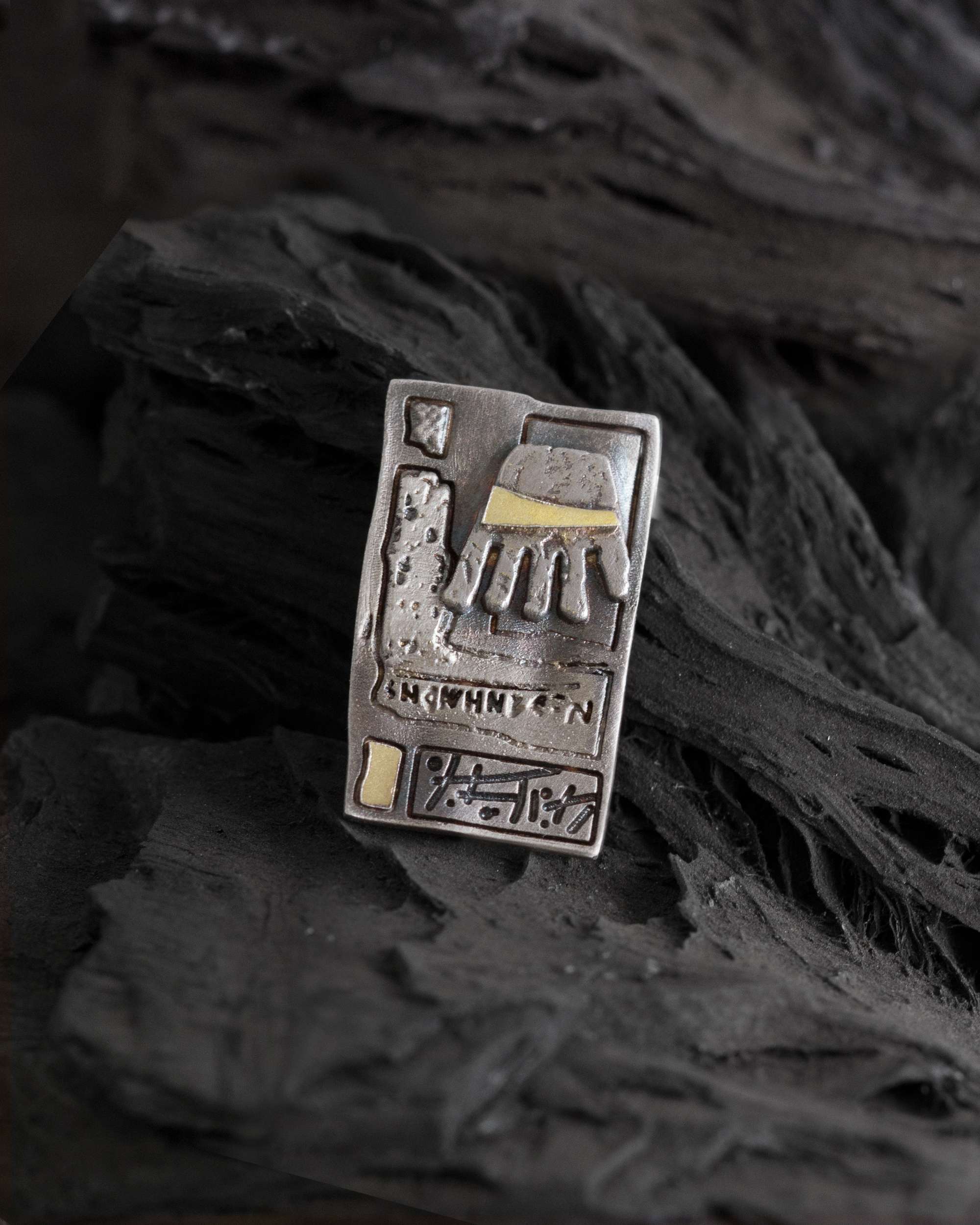 Colgante irulegi rectangular de plata y lámina de oro - Eguzkilore - Plateado Plateado-3