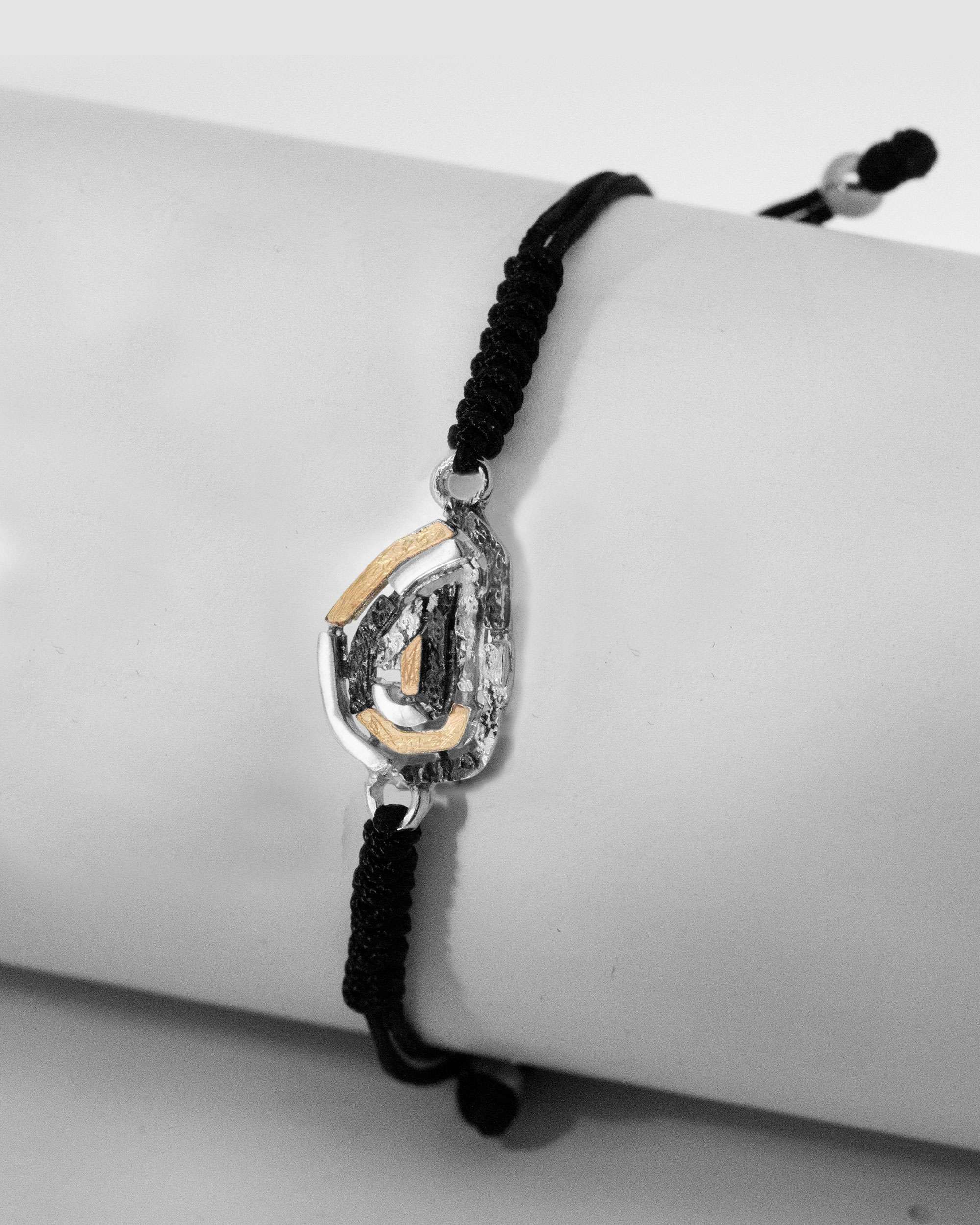 Pulsera de cordón almendra silueta de plata con lámina de oro - Eguzkilore - Plateado Plateado-2