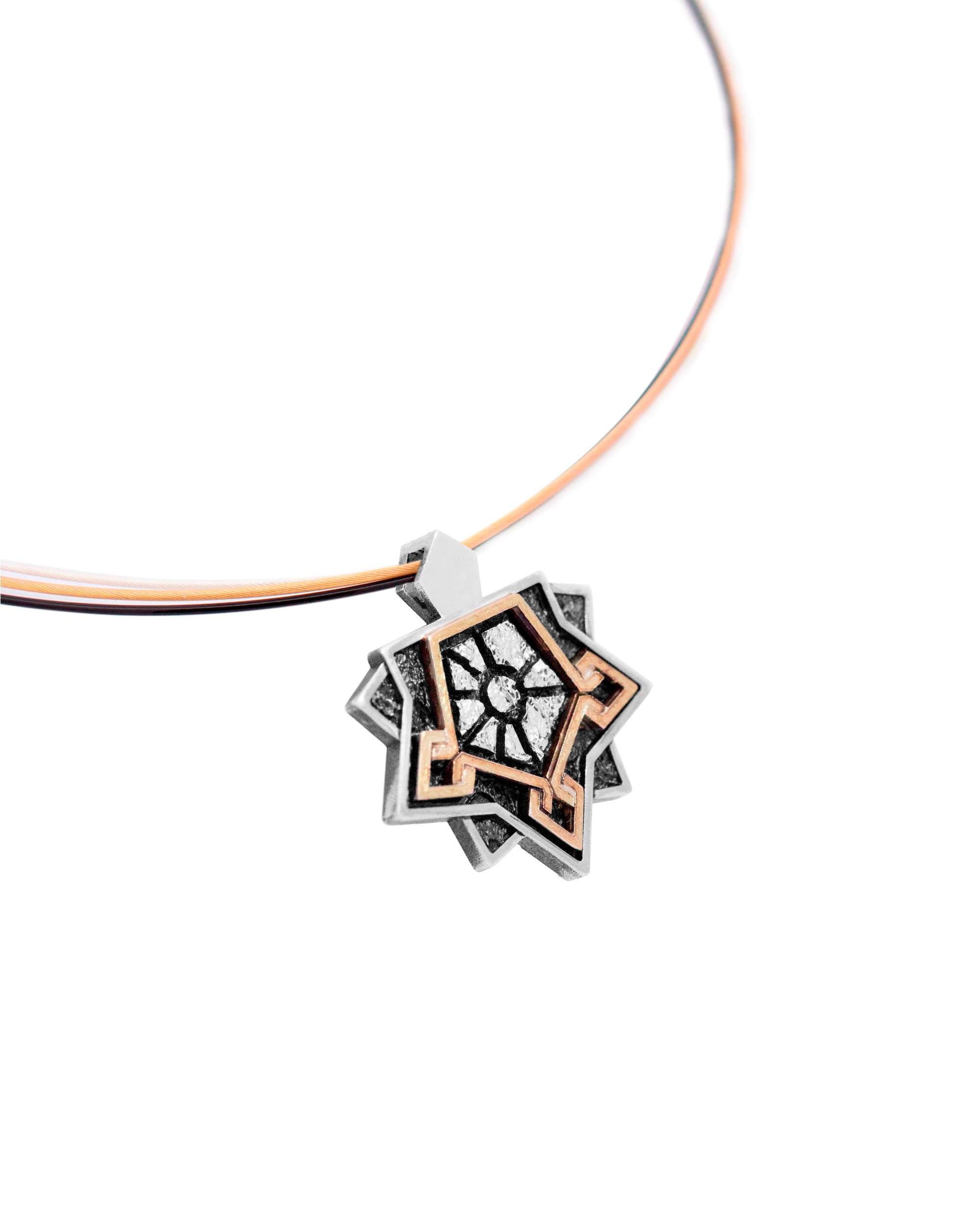 Colgante ciudadela de plata y lámina de oro - Eguzkilore - Plateado Plateado-2