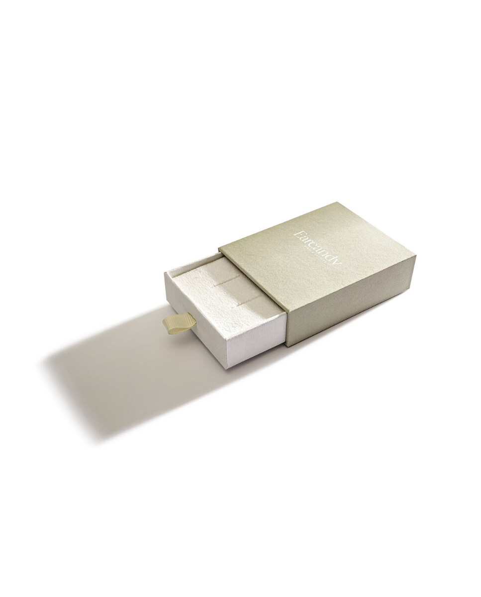 Pendientes asimétricos Space Odyssey de plata bañada en oro 18k Negro-4