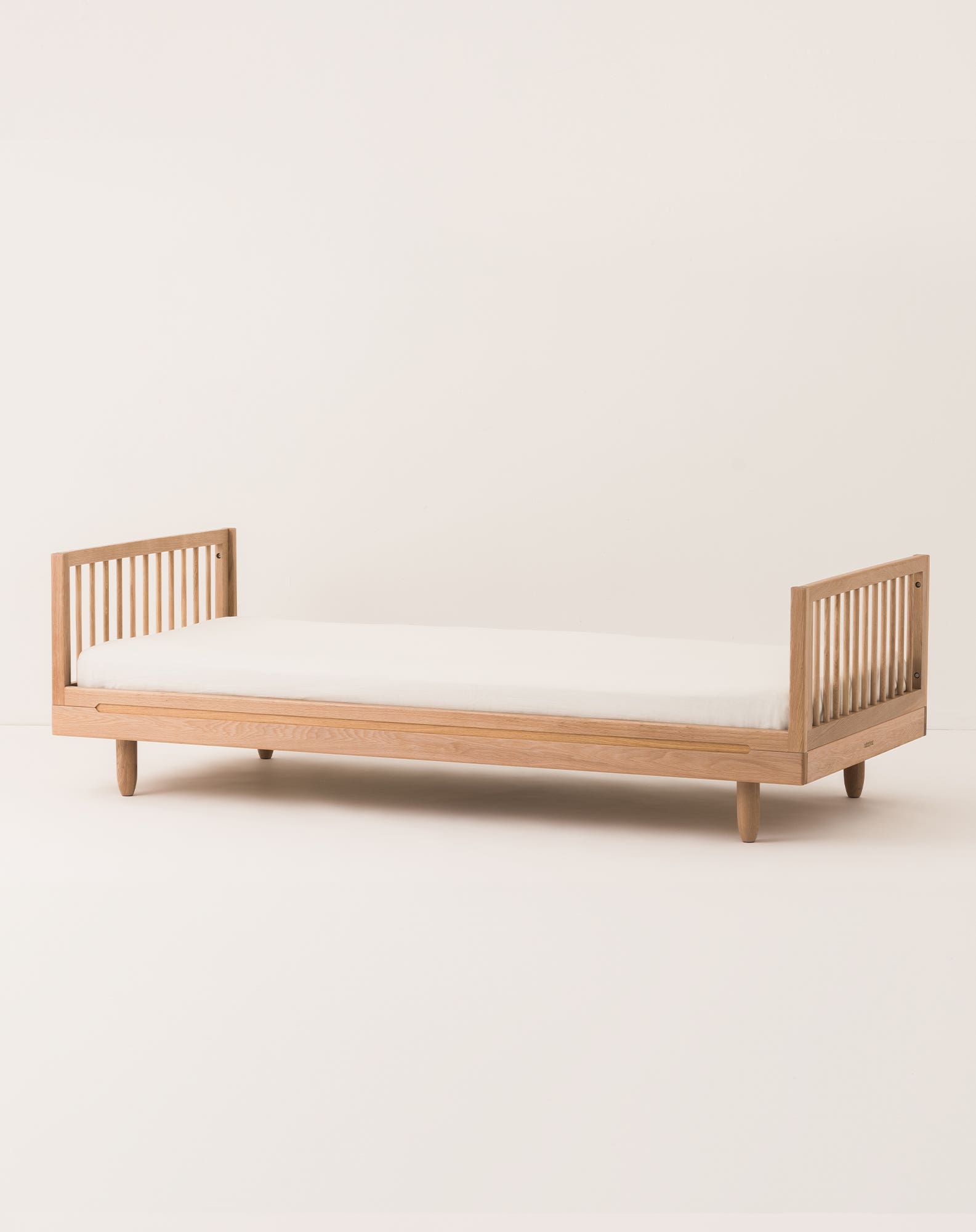 Cama adulto de roble macizo + extensión sofa Nobodinoz Pure Natural-4