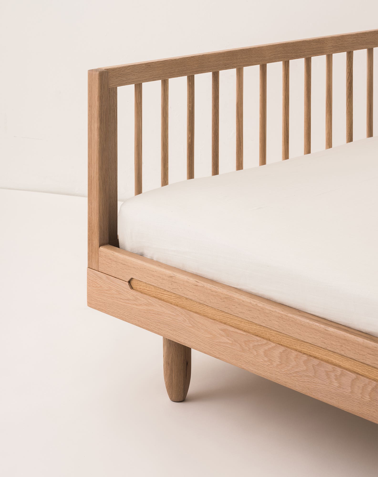 Cama adulto de roble macizo + extensión sofa Nobodinoz Pure Natural-5