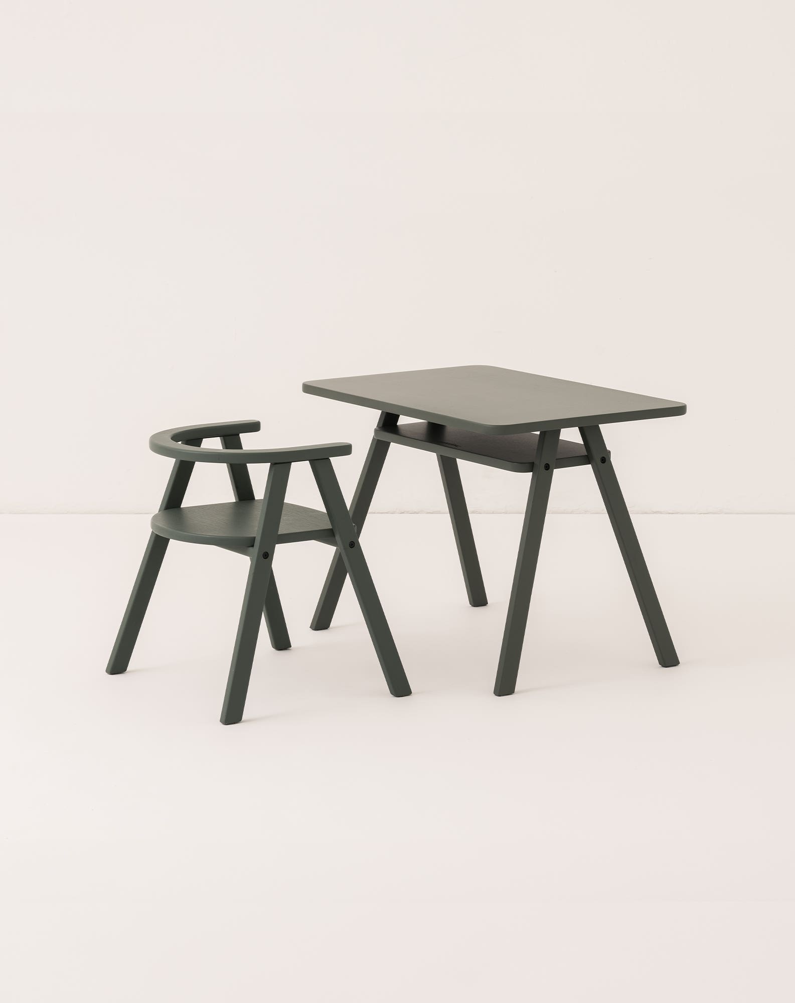 Imagen 0 de Set mesa y una silla Nobodinoz Growing Green Verde oscuro