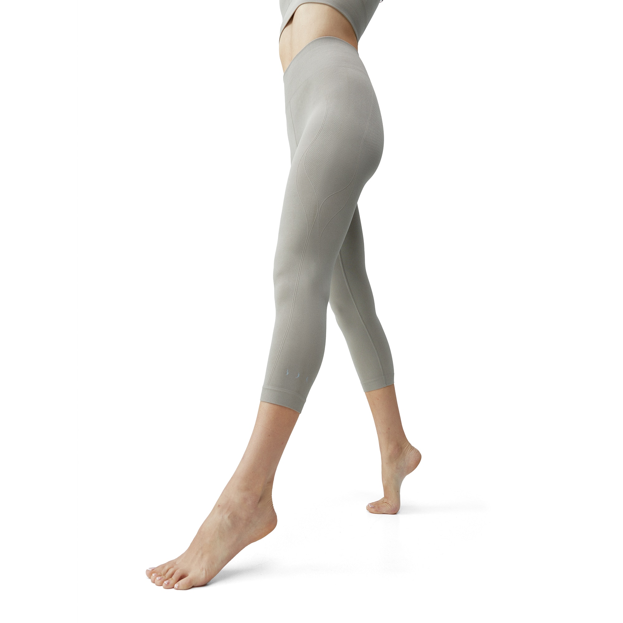 Born Malla de mujer Blume Living Yoga Cereza