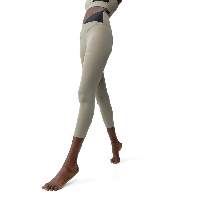 Imagen 0 de Mallas de mujer Cleo Born Living Yoga