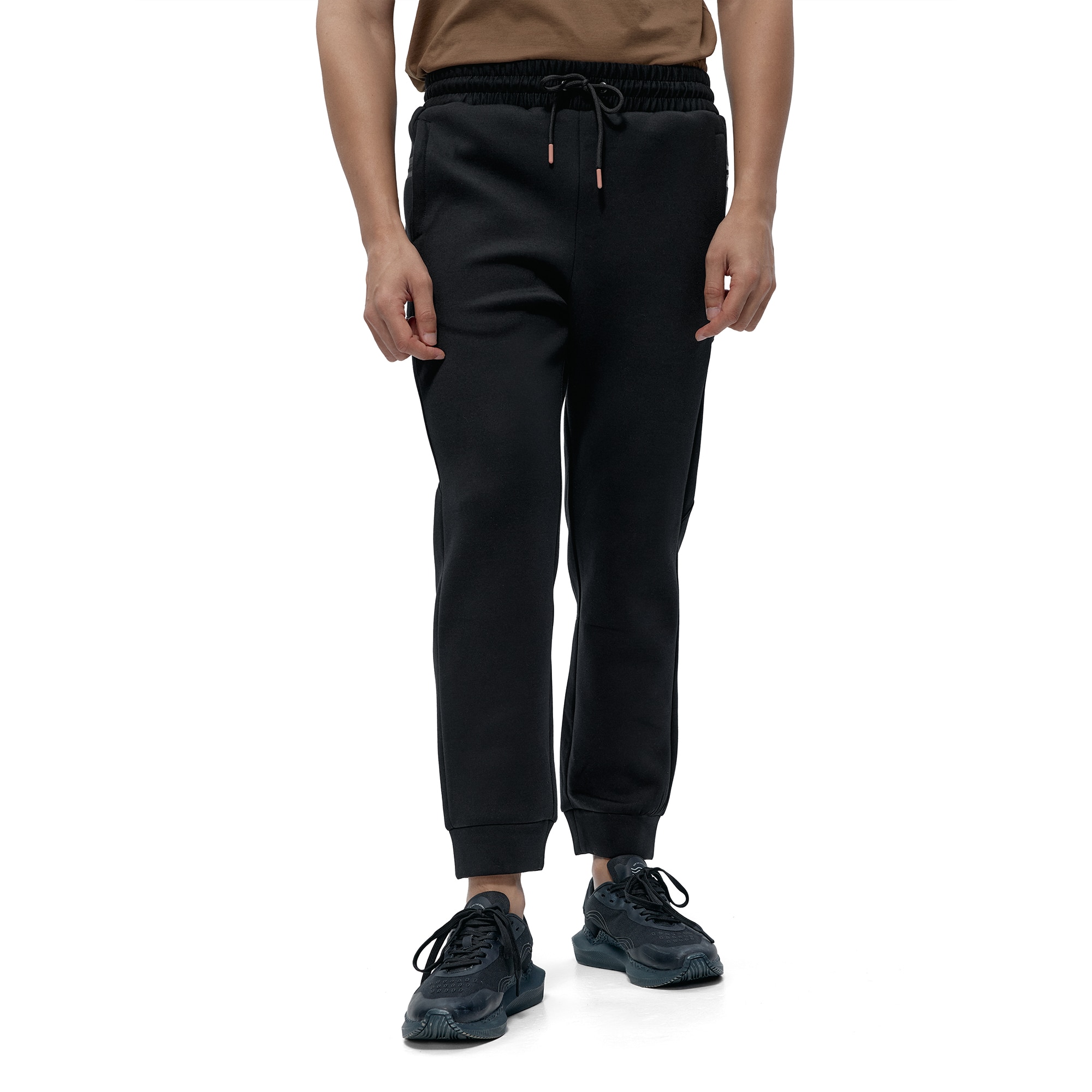 Born Pantalones de hombre Lomond Living Yoga Negro