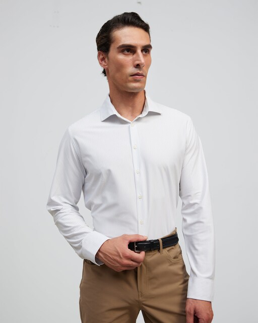 Imagen 0 de Camisa suave y anti-manchas de hombre corte regular rayas celeste
