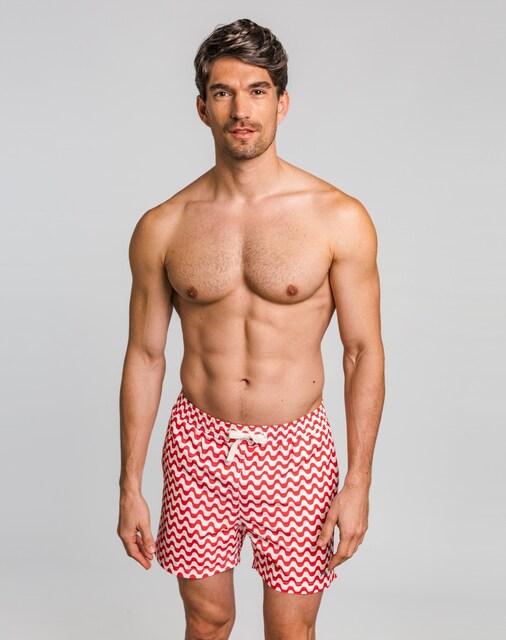 Imagen 0 de Bañador tipo bermuda de hombre color rojo