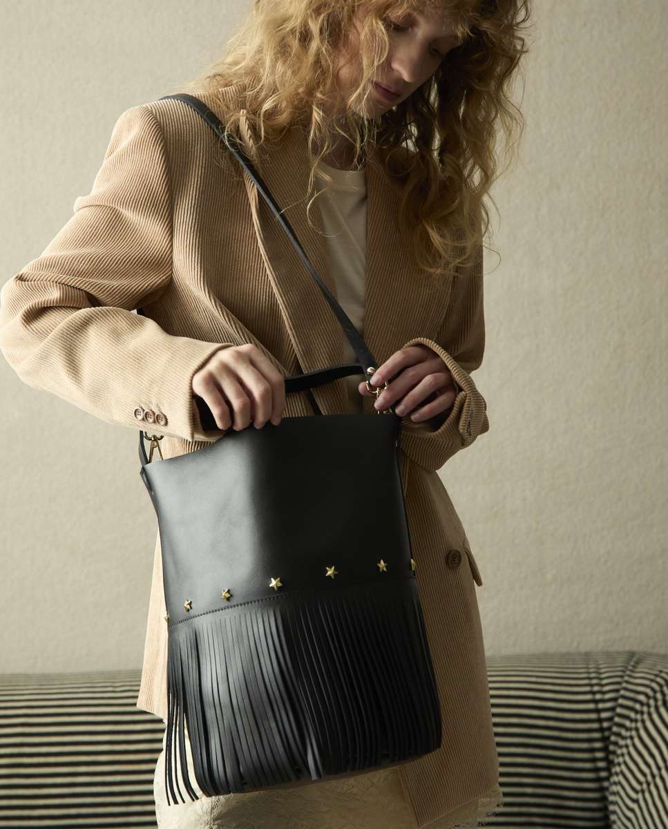 Bolso grande de piel estilo cubo con flecos un asa fija corta y una larga - Mercules - Negro Negro-3