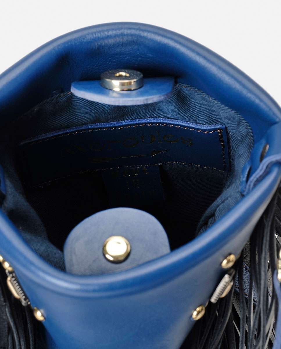 Bolso pequeño de piel con flecos en los laterales, tachuelas decorativas en el frente y doble asa ancha - Mercules - Navy Navy-4
