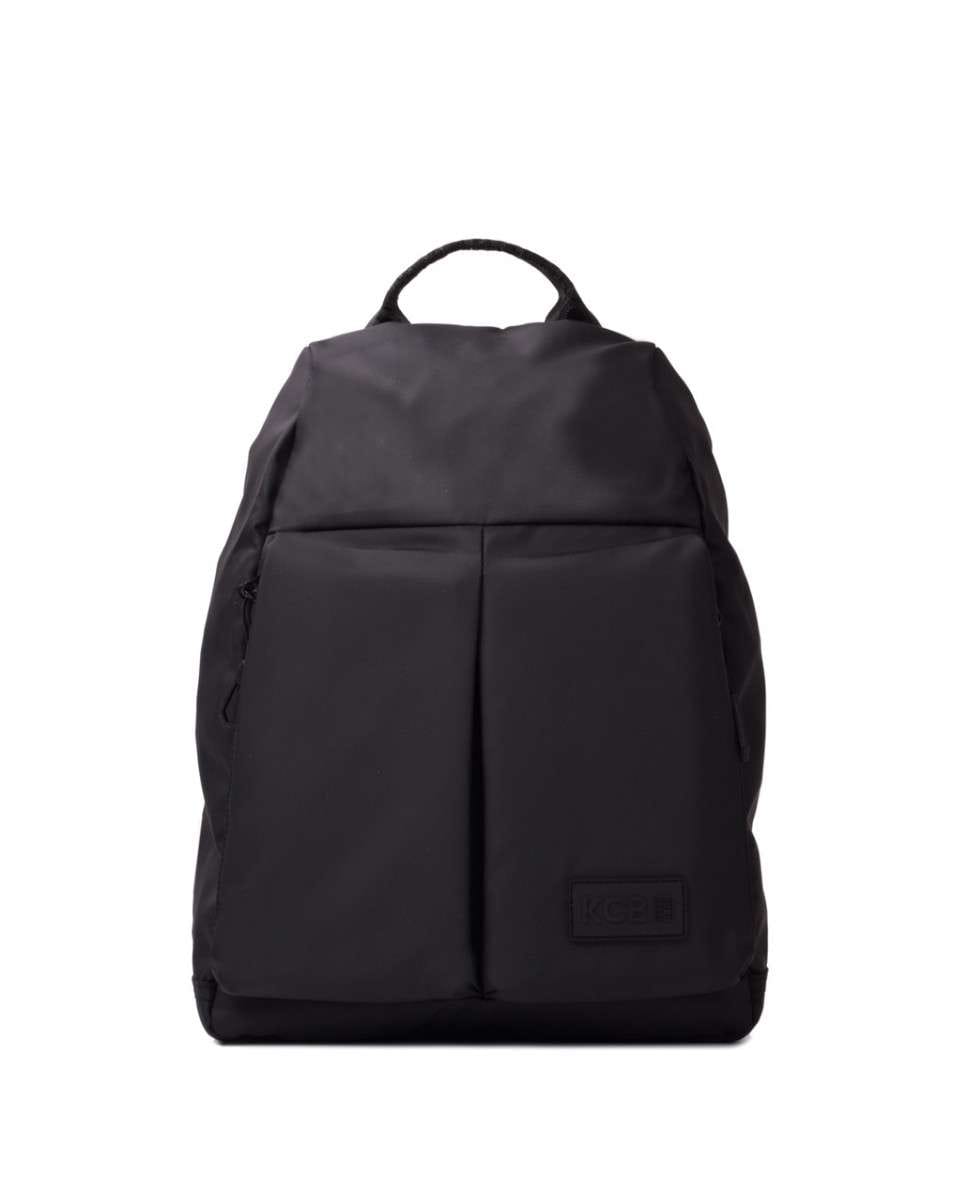 Mochila pequeña de hombre color negro con cremallera · Kcb · El
